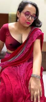 Horny Bhabi Wet Pussy Rubbing By Husband
