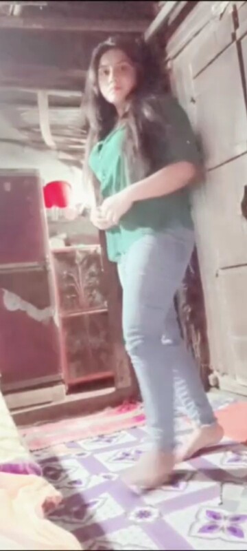 Beautiful Sexy Bengali Mal Showing Pussy & Big Ass
